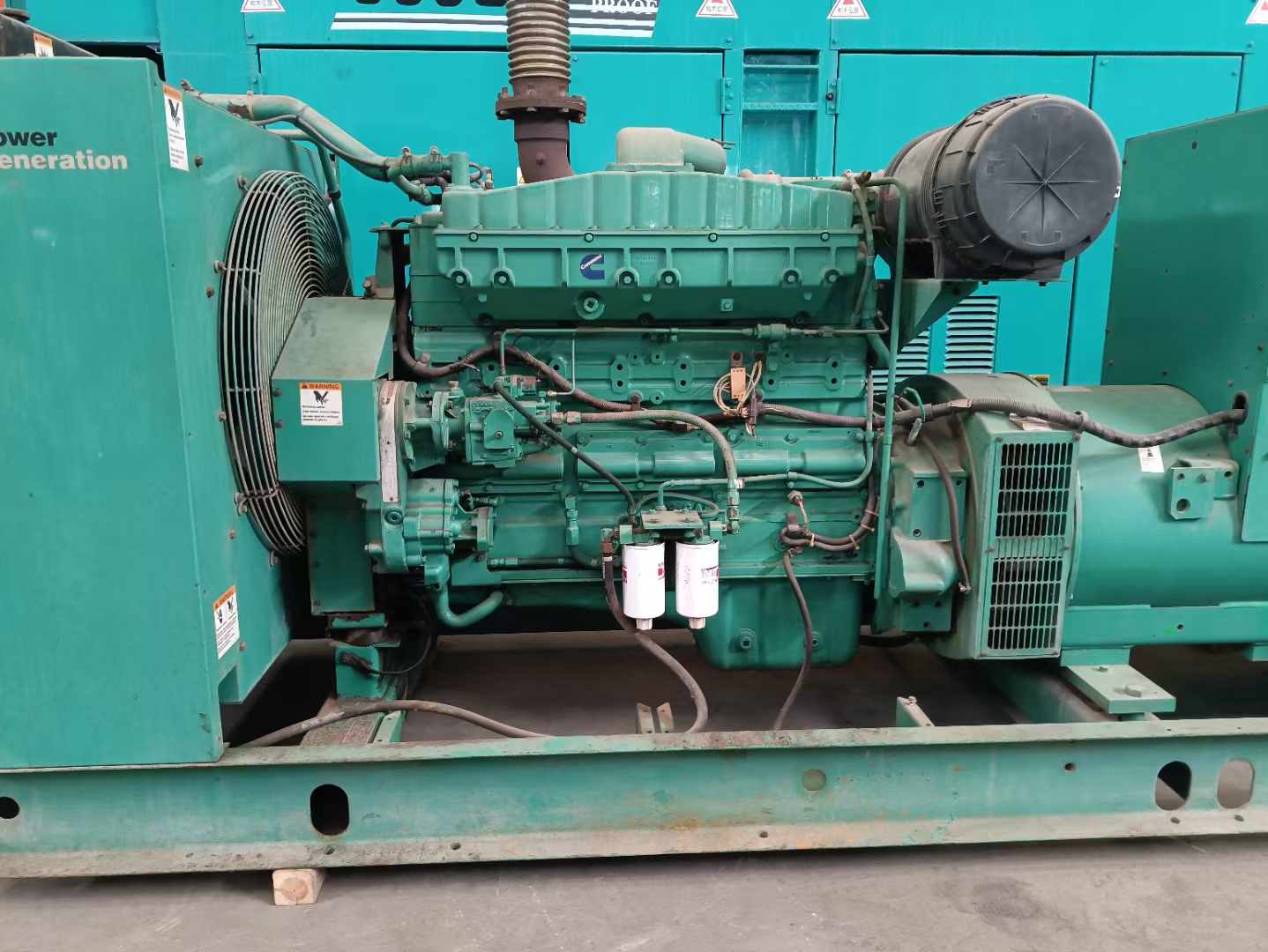 东丽过载会对 600kW 柴油发电机组造成哪些损害？